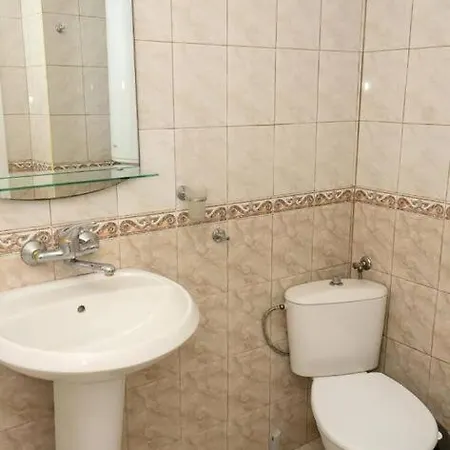 Daire Modern Bright Close To Center And Grand Mall