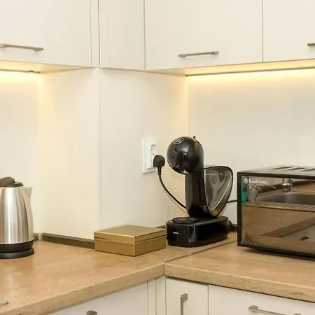 Modern Bright Close To Center And Grand Mall Apartment Warna